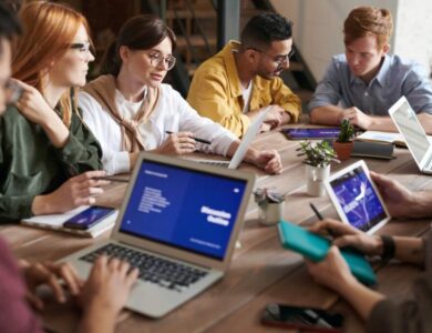 Online HRMS Software: Simplifying Workforce Management