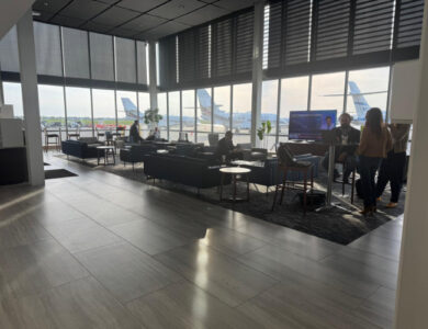 Airport Limo Service | Scituate to Logan Airport Rides