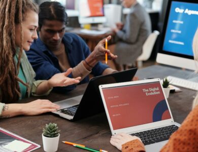 Top 10 Benefits of Hiring a Social Media Agency for Your Business