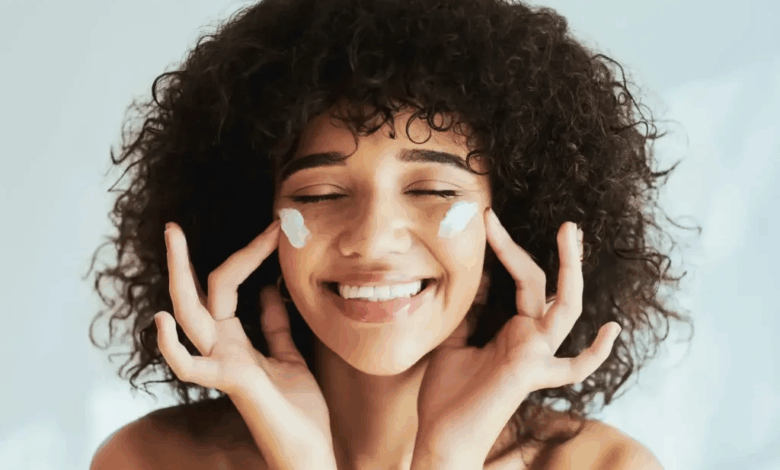 Best Cosmetics for Black Women: Essential Tips and Makeup Ideas