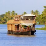 Kerala Backwater Tour Packages for a Relaxing Holiday Trip