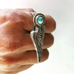 Travel in Style: Wearing Silver Designer Jewelry for Men on Vacations