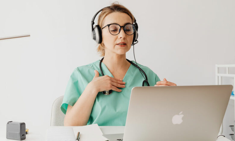 The Value of a Spanish Virtual Assistant in Business and Healthcare