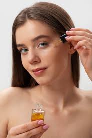 Best Moisturizers for Oily Skin in Lahore – Complete Guide