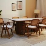 How to pick a dining table for family gatherings