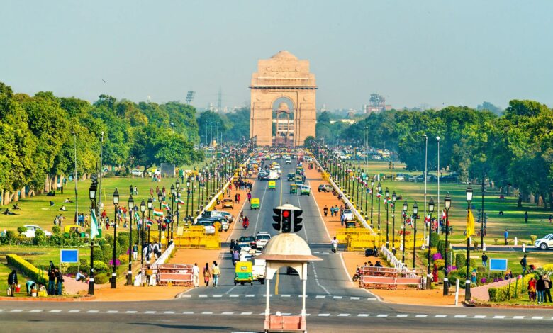 Explore India’s Golden Triangle with Delhi Agra Jaipur Tour Package