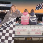 Dandy Hoodie – Where Style and Comfort Meet