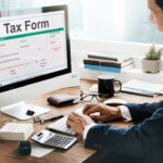 How a Personal Tax Accountant in Toronto Can Help You Plan Beyond Tax Season