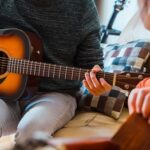 How Guitar Classes Improve Your Musical Theory and Playing Skills