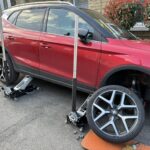 How to Stay Safe During a Tyre Failure
