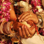 Traditional Hindu Matrimonial Services vs Modern Online Matchmaking
