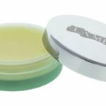 La Mer The Lip Balm Review: Is It Worth the Price for Dry Lips?