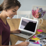 How Students Benefit From Expert Law Dissertation Writing Services in the UK