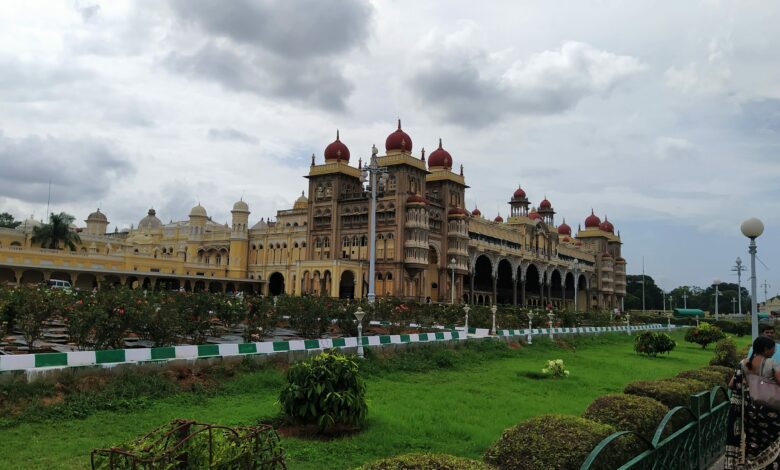 Ooty Tour Package from Mysore for Couples and Honeymoon