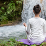 Why More Professionals are Seeking a Therapist Online