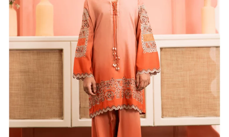 Stylish Festive Girls Bottoms in Pakistani Style Online Stylish Festive Girls Bottoms in Pakistani Style Online