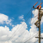 Step-by-step career guide on how to become a lineman in the U.S