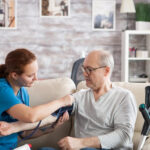 What to Expect from a Home Visit Wound Doctor in Troy, MI