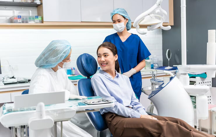 Emergency Dentist Tips for Managing Severe Tooth Pain