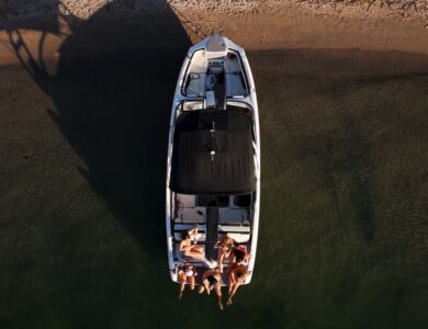 Where can I find the best boats for rent near me today?