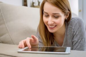 Get Help with Vocabulary and Pronunciation in English Conversations