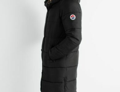 Paragoose: Exploring the Modern World of Premium Outerwear