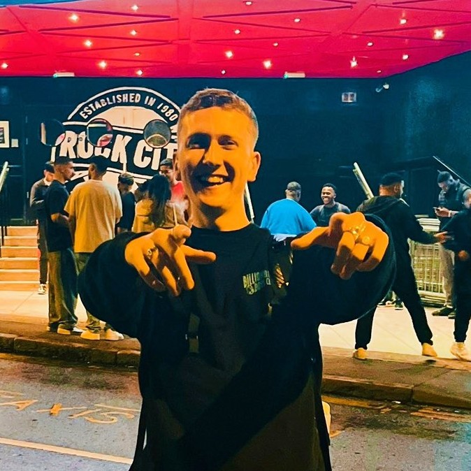 Archie (UK) Lyrics, Songs, and Albums | Genius