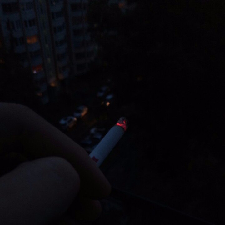 Сегодня ночью сигареты. Сегодня ночью сигареты