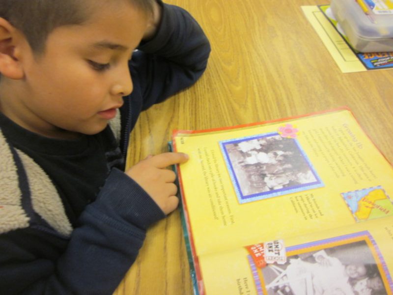 Second grade Lesson What do Photographs and Captions Tell Us About the
