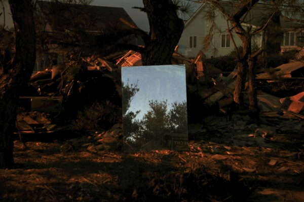 Zoe Strauss, Mirror_6606. Toms River, NJ. December 2012, Archival Inkjet Print 
