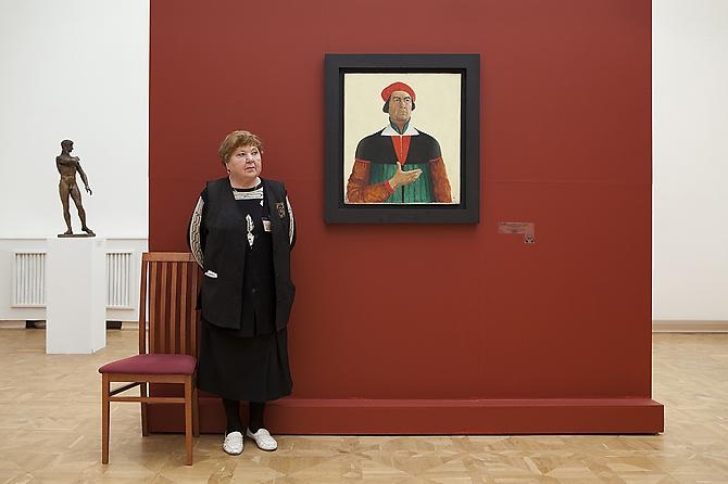 Andy Freeberg, Kazimir Malevich's Self Portrait, Russian State Museum, 2009