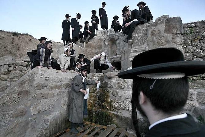 Pavel Wolberg, Walaje, Passover, 2008