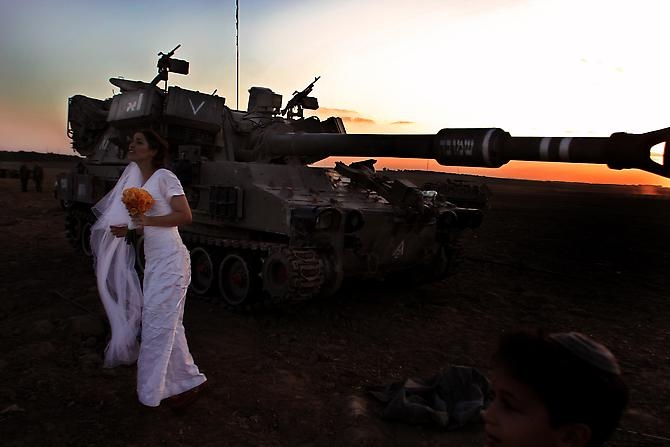 Rina Castelnuovo, Alumim, Gaza Border, 2005