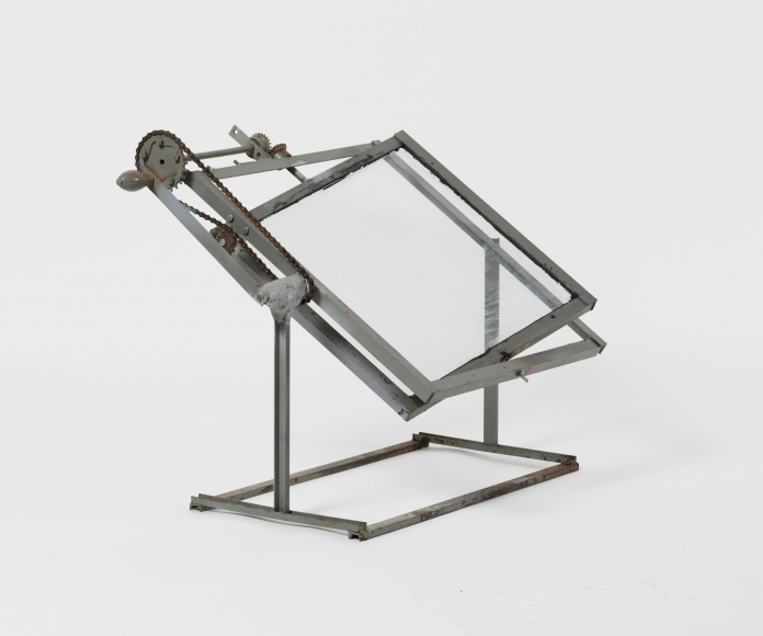 Oscar Tuazon, Sun Rotator, 2018