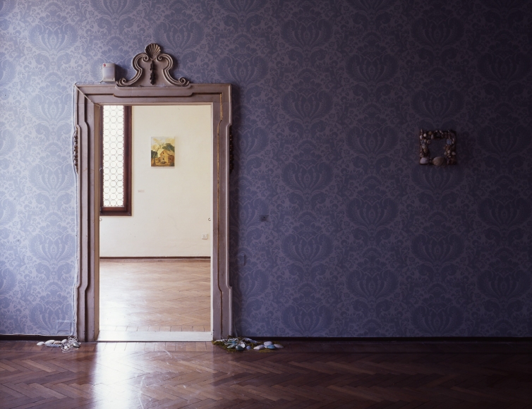 Karen Kilimnik, Installation view: Fondazione Bevilacqua La Masa, Venice, 2005