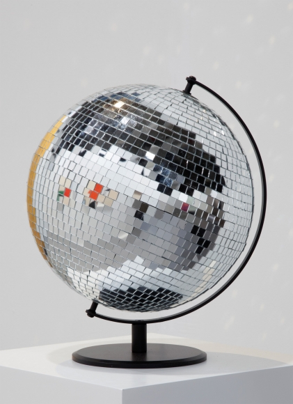 Ceal Floyer, Mirror Globe, 2014