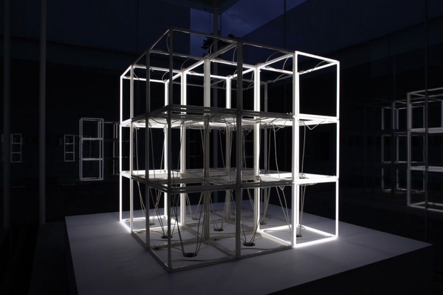 Jeppe Hein, Installation view: 360°, 21st Century Museum of Contemporary Art, 2011