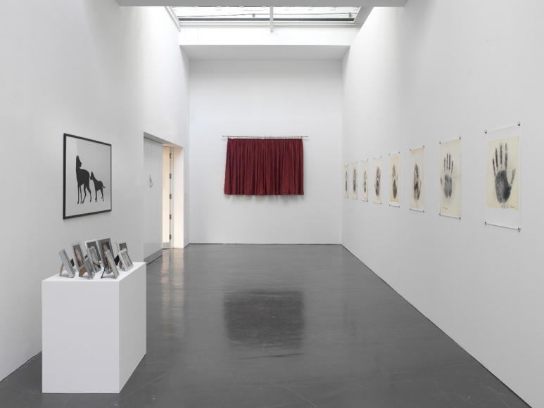 Hans-Peter Feldmann, Installation view: An Art Exhibition, Kunsthalle Düsseldorf, 2010