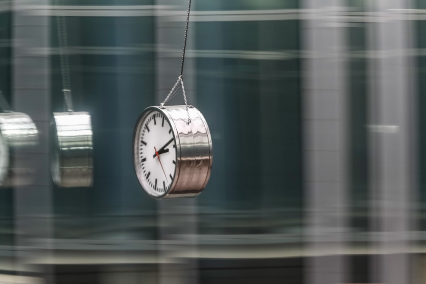 Alicja Kwade, The Void of the Moment in Motion, Installation at Schirn Kunsthalle Frankfurt, 2015