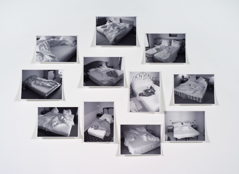 Hans-Peter Feldmann, Beds (Betten)