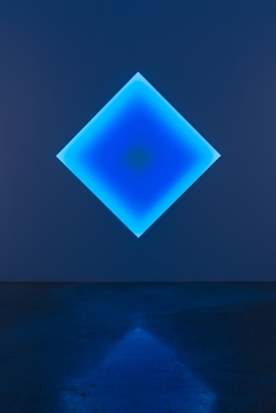 James Turrell Sunda Strait, Diamonds (Squares on point) Glass, 2015
