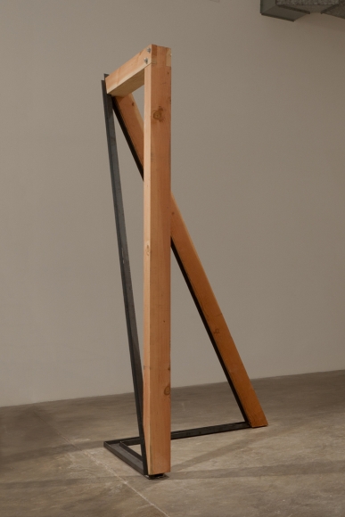 Uscar Tuazon, Untitled