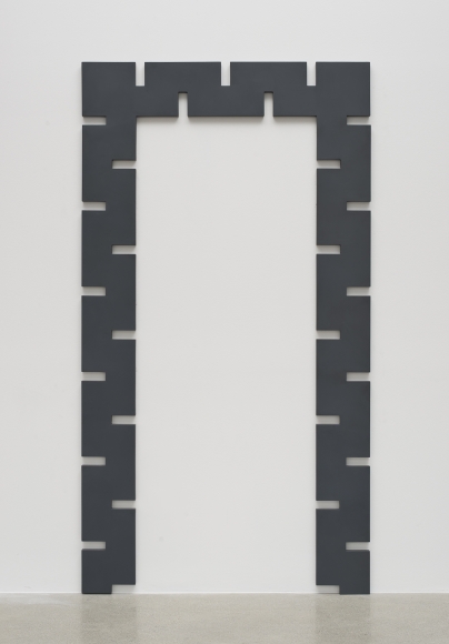 Rosha Yaghmai, Gates (graphite)