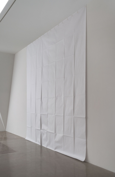 David Lamelas, Paredes doblade (Doubled Wall)