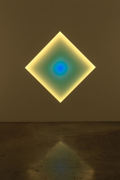 James Turrell Sunda Strait, Diamonds (Squares on point) Glass, 2015