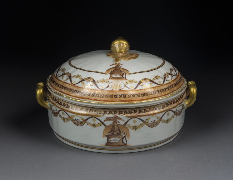 Chinese Export Porcelain Covered Two-section Vegetable Dish from the Joseph R. Sims &ldquo;Washington Memorial&rdquo; Service, about 1800&ndash;05, Chinese, for the American Market