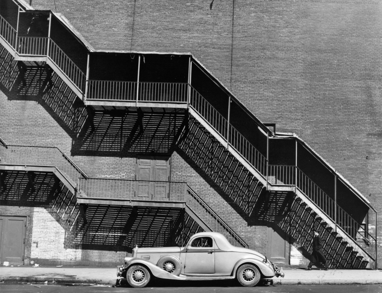 © Todd Webb - Mr. Perkin's Pierce Arrow, New York, 1946