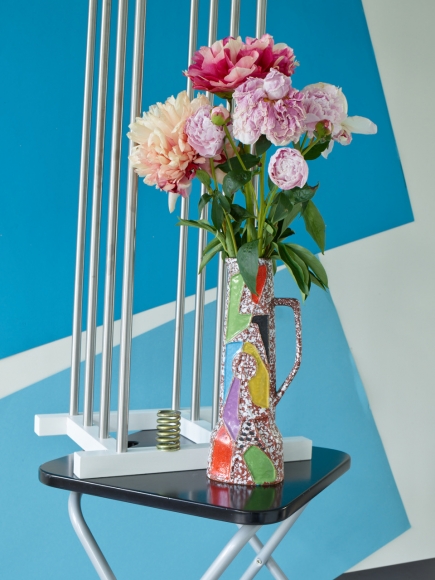 Annette Kelm Still Life with Spring, 2017