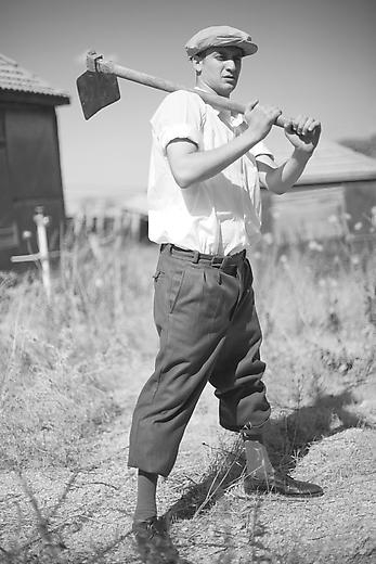 13. The Missing Negatives of the Sonnenfeld Collection