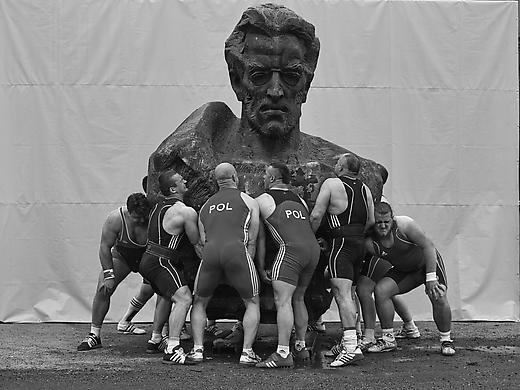 Heavy Weight History (Ludwig Waryński)